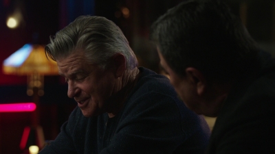 BLUE_BLOODS_-_E9X17_TWO_FACED_128.jpg
