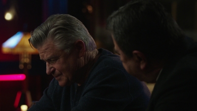 BLUE_BLOODS_-_E9X17_TWO_FACED_133.jpg