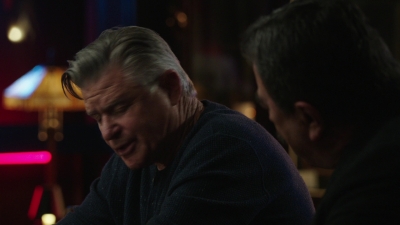 BLUE_BLOODS_-_E9X17_TWO_FACED_142.jpg