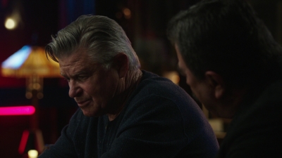 BLUE_BLOODS_-_E9X17_TWO_FACED_148.jpg