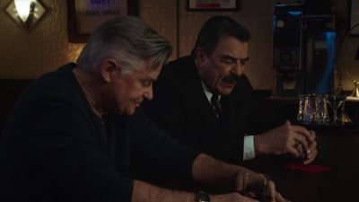 BLUE_BLOODS_-_E9X17_TWO_FACED_151.jpg