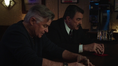 BLUE_BLOODS_-_E9X17_TWO_FACED_162.jpg