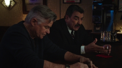 BLUE_BLOODS_-_E9X17_TWO_FACED_166.jpg