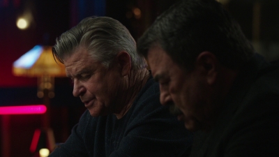 BLUE_BLOODS_-_E9X17_TWO_FACED_173.jpg
