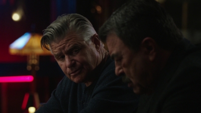 BLUE_BLOODS_-_E9X17_TWO_FACED_174.jpg