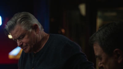 BLUE_BLOODS_-_E9X17_TWO_FACED_198.jpg
