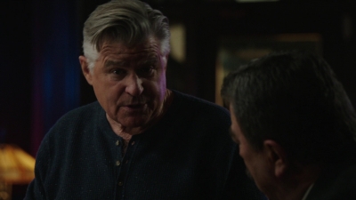 BLUE_BLOODS_-_E9X17_TWO_FACED_215.jpg