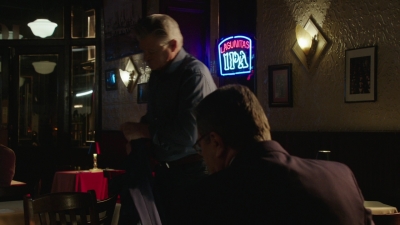 BLUE_BLOODS_-_E9X17_TWO_FACED_229.jpg