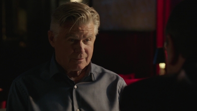 BLUE_BLOODS_-_E9X17_TWO_FACED_251.jpg