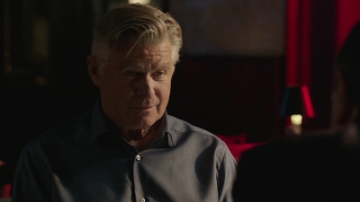 BLUE_BLOODS_-_E9X17_TWO_FACED_252.jpg