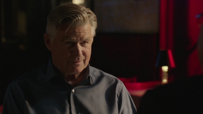 BLUE_BLOODS_-_E9X17_TWO_FACED_254.jpg