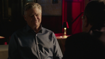 BLUE_BLOODS_-_E9X17_TWO_FACED_259.jpg
