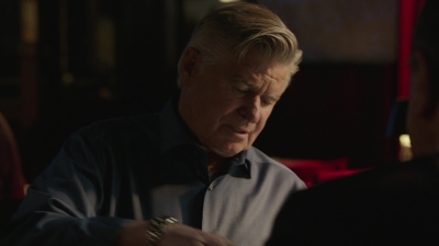 BLUE_BLOODS_-_E9X17_TWO_FACED_288.jpg