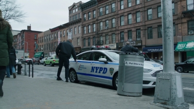 BLUE_BLOODS_-_E9X17_TWO_FACED_344.jpg