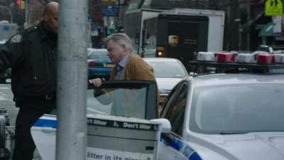BLUE_BLOODS_-_E9X17_TWO_FACED_349.jpg