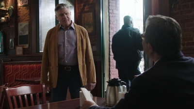 BLUE_BLOODS_-_E9X17_TWO_FACED_369.jpg