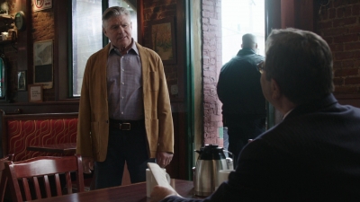 BLUE_BLOODS_-_E9X17_TWO_FACED_370.jpg