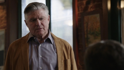BLUE_BLOODS_-_E9X17_TWO_FACED_387.jpg