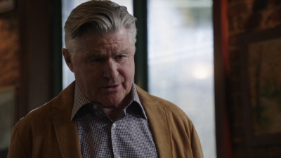 BLUE_BLOODS_-_E9X17_TWO_FACED_411.jpg