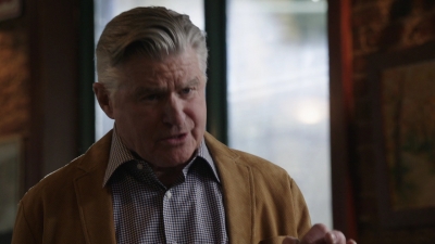BLUE_BLOODS_-_E9X17_TWO_FACED_413.jpg