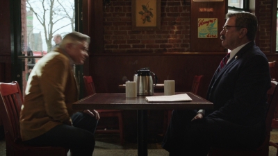 BLUE_BLOODS_-_E9X17_TWO_FACED_430.jpg