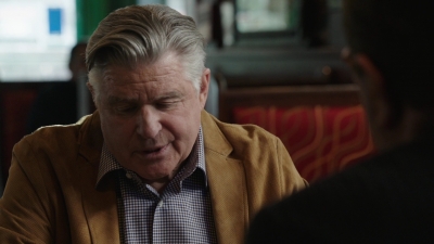 BLUE_BLOODS_-_E9X17_TWO_FACED_483.jpg