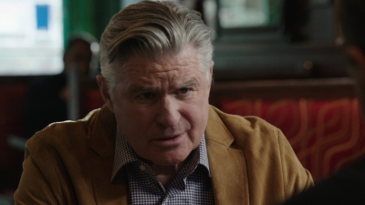 BLUE_BLOODS_-_E9X17_TWO_FACED_506.jpg