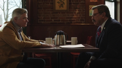 BLUE_BLOODS_-_E9X17_TWO_FACED_544.jpg