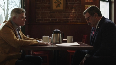 BLUE_BLOODS_-_E9X17_TWO_FACED_548.jpg