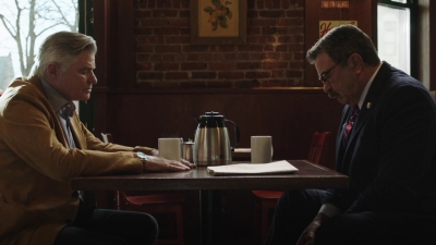 BLUE_BLOODS_-_E9X17_TWO_FACED_552.jpg