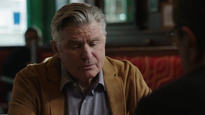 BLUE_BLOODS_-_E9X17_TWO_FACED_555.jpg