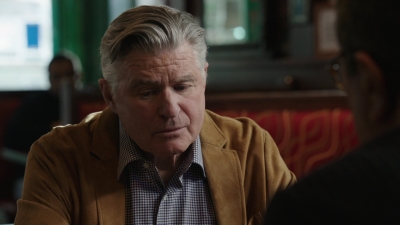 BLUE_BLOODS_-_E9X17_TWO_FACED_556.jpg