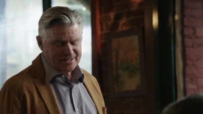 BLUE_BLOODS_-_E9X17_TWO_FACED_574.jpg