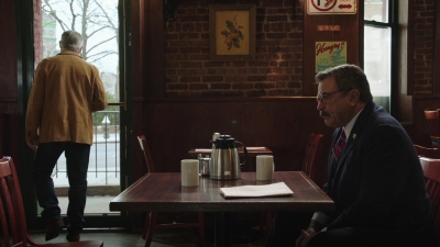 BLUE_BLOODS_-_E9X17_TWO_FACED_581.jpg