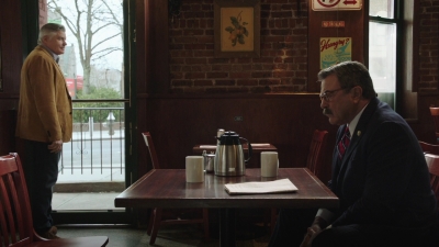 BLUE_BLOODS_-_E9X17_TWO_FACED_585.jpg