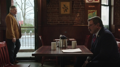 BLUE_BLOODS_-_E9X17_TWO_FACED_586.jpg