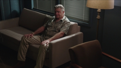 BLUE_BLOODS_-_E10X01_THE_REAL_THING_002.jpg