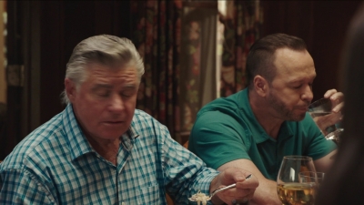 BLUE_BLOODS_-_E10X01_THE_REAL_THING_323.jpg