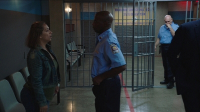 BLUE_BLOODS_-_E10X01_THE_REAL_THING_371.jpg