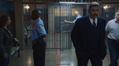 BLUE_BLOODS_-_E10X01_THE_REAL_THING_373.jpg