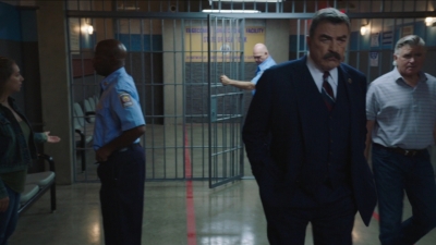 BLUE_BLOODS_-_E10X01_THE_REAL_THING_374.jpg