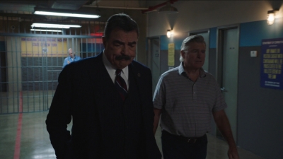 BLUE_BLOODS_-_E10X01_THE_REAL_THING_387.jpg