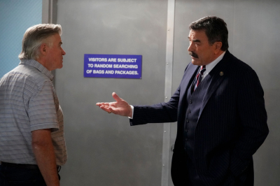BLUE_BLOODS_-_10X01_THE_REAL_DEAL_STILLS_003.jpg